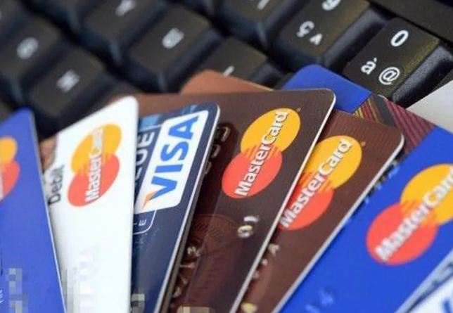 Inadimplência no cartão cresce mesmo após nova regra do rotativo